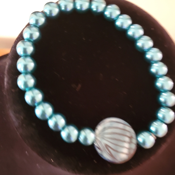 TURQUOISE Beaded BRACELET - Picture 7 of 7
